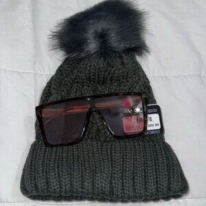 Foster Grant Sunglasses & Gray Cuff Knit Beanie With Faux Fur Pom